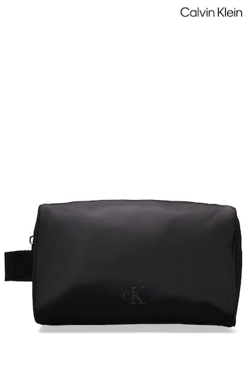 Calvin Klein Black Pebble Black Washbag (AC9097) | £55