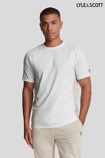 Lyle & Scott White Colourblock Core T-Shirt (AL2933) | £35