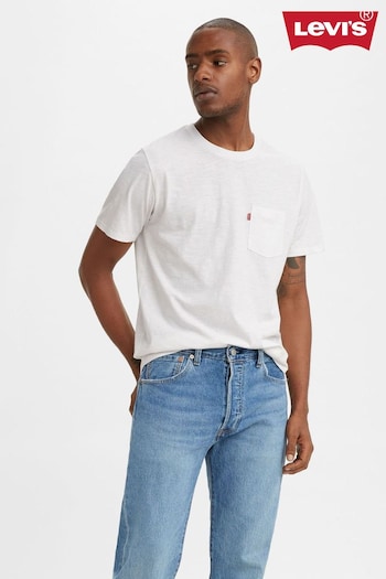 Levi's® White Short Sleeve Classic Pocket 100% Cotton T-Shirt (AT0185) | £25