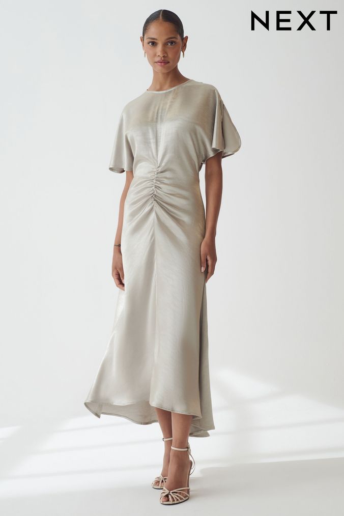 Curve wedding guest online