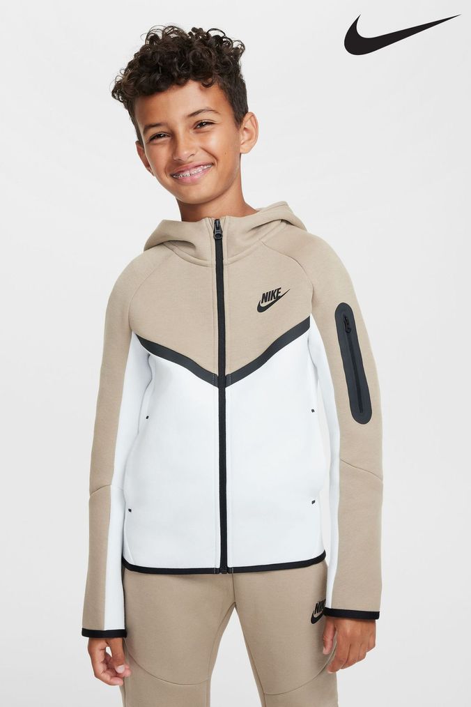 Nike tech fleece boys clearance