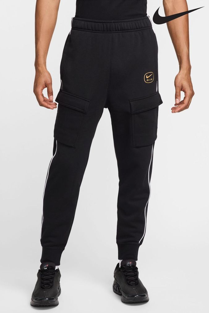 Men s Black Nike Joggers Black Nike Sweatpants Next