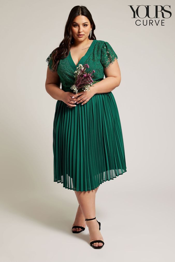 Chi chi london emerald floral midi dress best sale