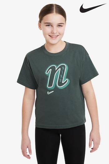 Nike Vintage Green Varsity Logo Boxy 100% Cotton T-Shirt (B35389) | £20