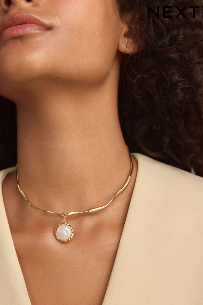 Next choker discount