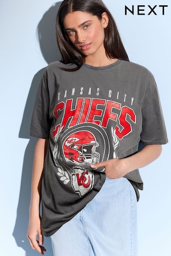 Kansas City Chiefs Relaxed Fit American License NFL Graphic T-Shirt (B48862) | £26
