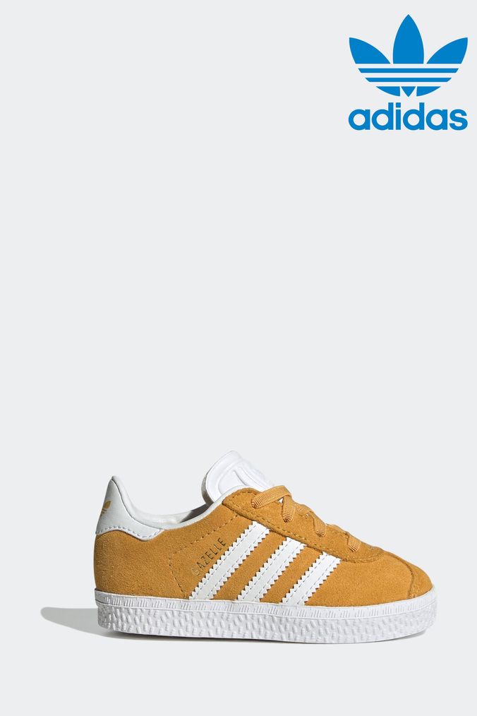 Adidas campus sportscene top