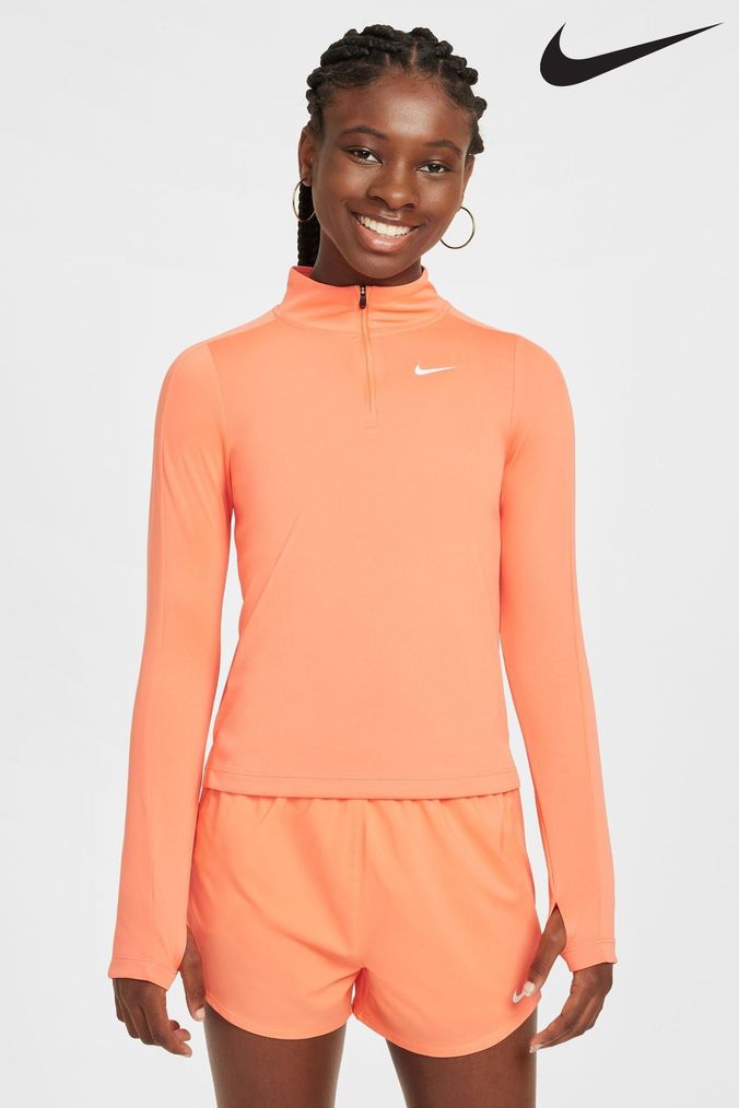 Nike outfits for girls hot sale