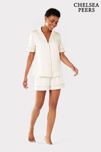 Chelsea Peers Cream Satin Lace Trim Short Pyjama Set (B57276) | £45