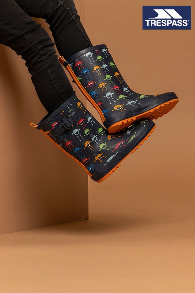 Trespass boys wellies cheap