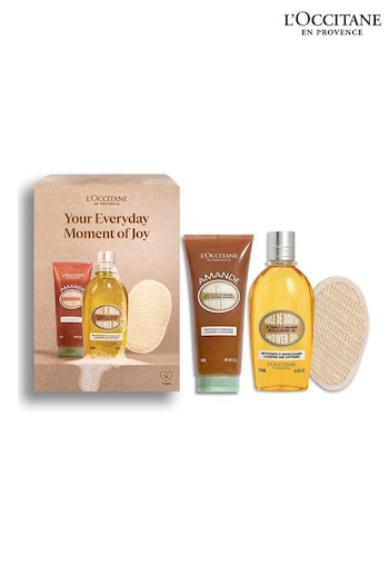 L'Occitane Your Everyday Moment of JOY Almond Spa Kit (Worth £46) (B59427) | £34