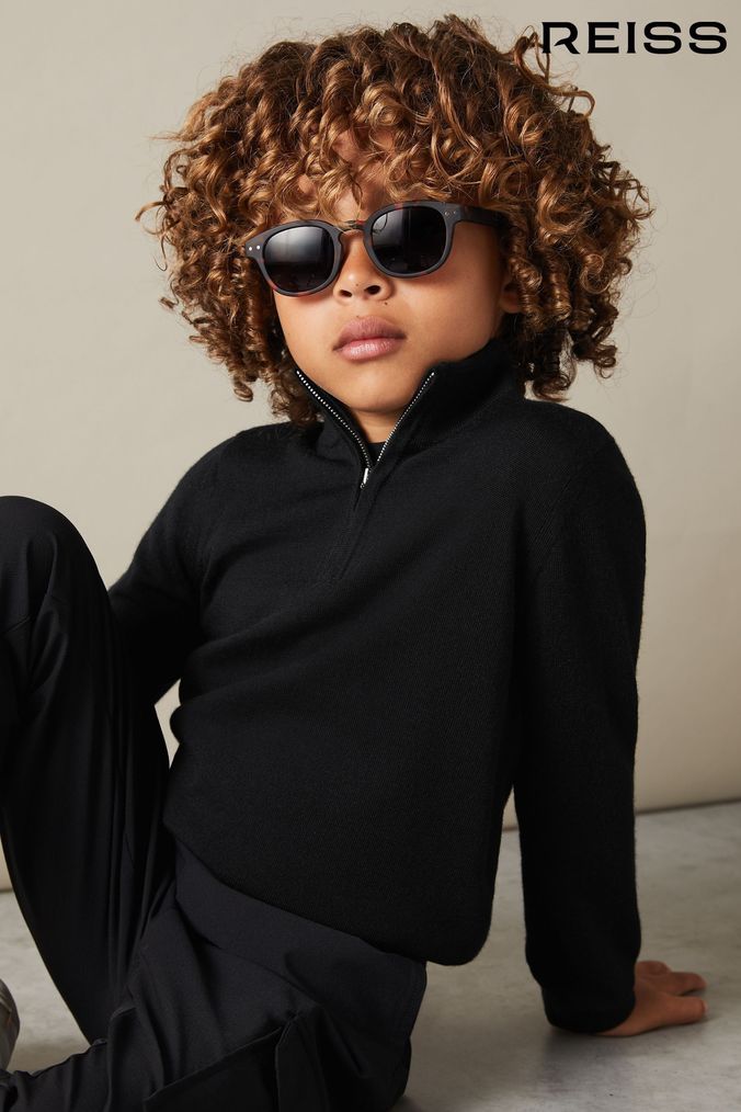 Black jumper junior online
