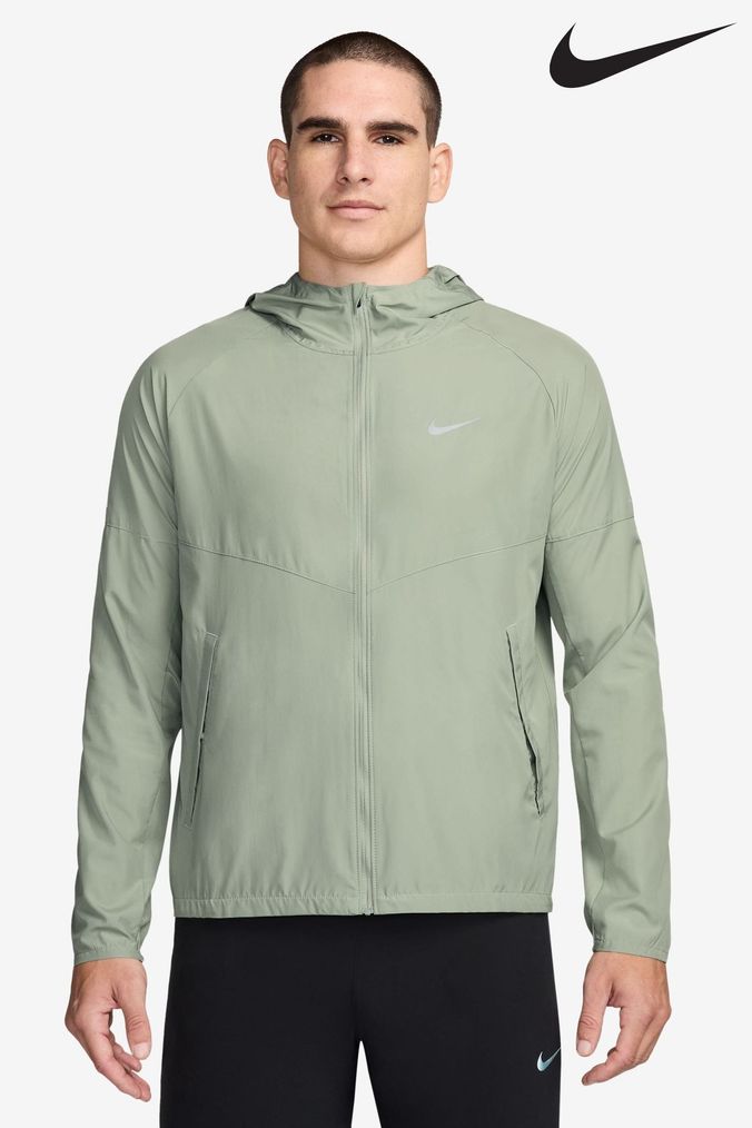nike zoom forever xc shoes black women pants sale Buy Men s Older Boys Younger Boys Younger Girls Joggers Nike Green Jackets Online CmimShops