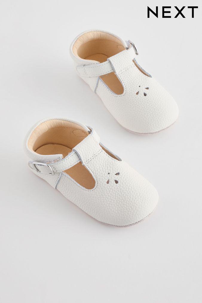 Vince Camuto Payto Sandal AyurvedicpointcongressShops Buy Newborn Girls Older Boys Older Girls Unisex Younger Girls Jumpers First Size Shoes Online