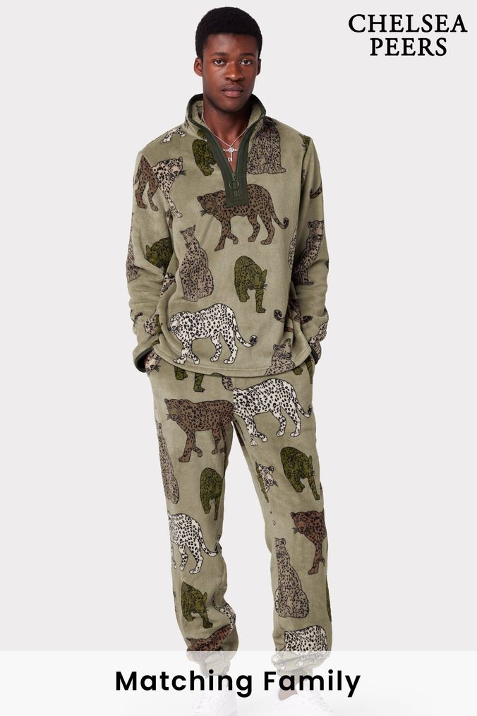 Buy Men s Chelsea Peers Green Joggers Online Next UK