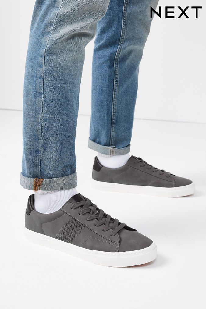 Mens trainers wide fit uk sale
