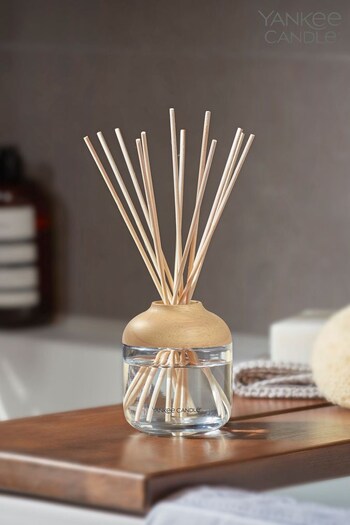 Yankee Candle Reed Diffuser Fluffy Towels Candle (C20420) | £22