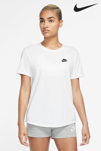 Nike White Club Essentials T-Shirt (C23662) | £23