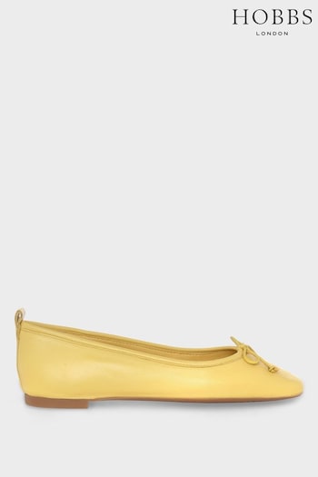 Hobbs Yellow Hattie Ballerinas (C29599) | £69