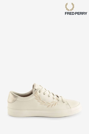 Fred Perry Womens White Lottie Laural Wreath Trainers (C34698) | £80