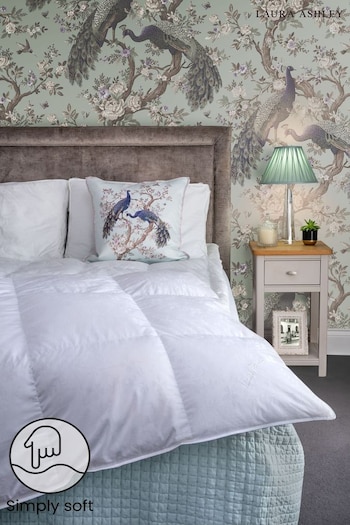 Laura Ashley White Superior Goose Feather and Down Duvet 10.5 Tog (C38391) | £120 - £200