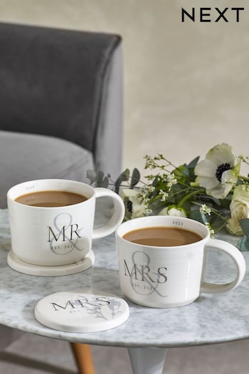 White Wedding Mr and Mrs Ceramic MRS Mug (C42532) | £7