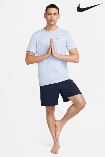 Nike and Navy Dri-FIT Totality 7 inch Knit Training Shorts (C47203) | £33