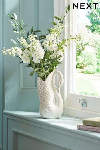 White Swan Ceramic Flower Vase (C52067) | £20