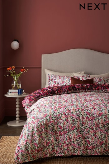 Red Reversible Velvet Winter Floral Duvet Cover and Pillowcase Set (C52984) | £40 - £70