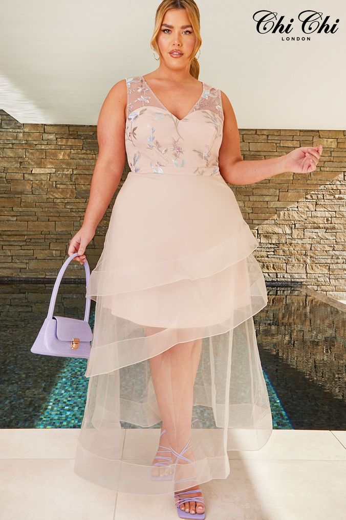 Buy Women s Chi Chi London Maxi Curve Dresses Online ParallaxShops