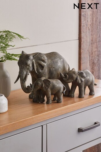 Bronze Elephant Family Ornament (C67088) | £32