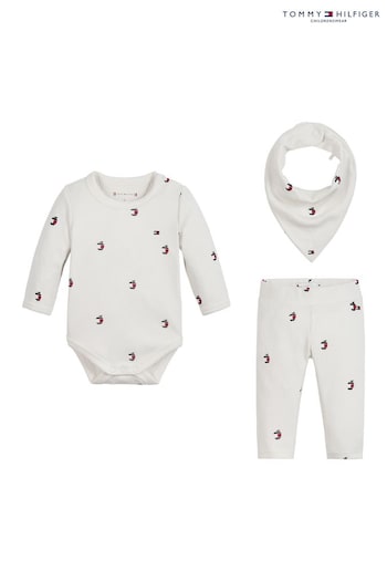 Tommy Hilfiger Baby White Three Piece Giftpack (C73012) | £27