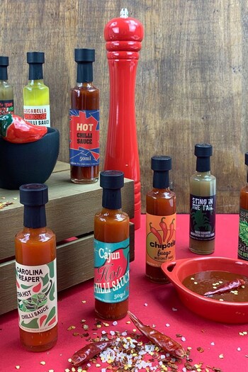 Chilli Hot Sauce Gift with 10 chilli sauces (C73636) | £20