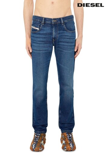 Diesel Slim Fit Mid Blue Denim D-Strukt Jeans logo-print (C92773) | £150
