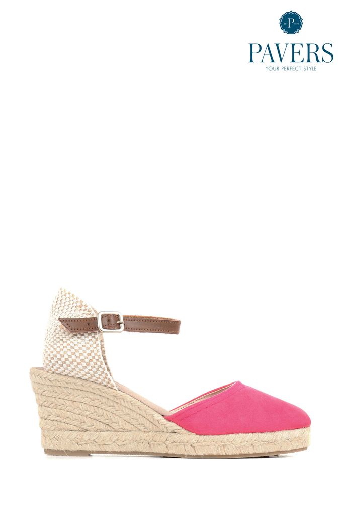Pavers best sale pink sandals