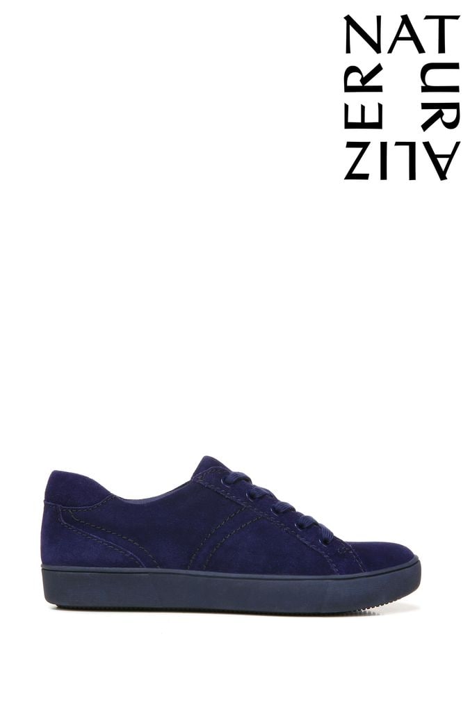 Naturalizer canvas shoes 2025
