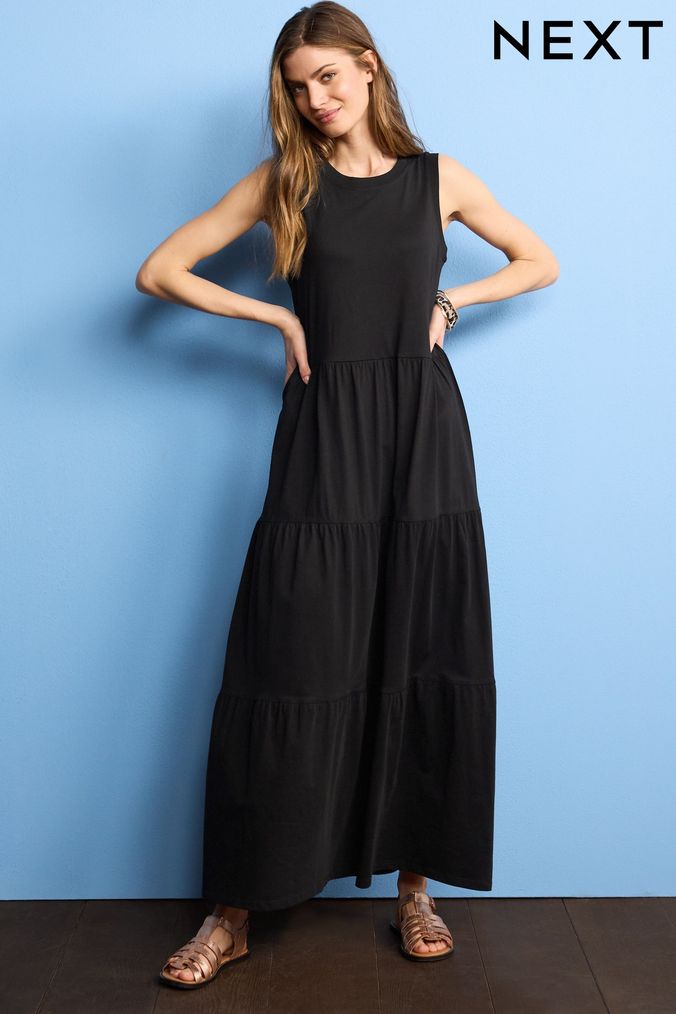 Black Sleeveless Crew Neck Tiered Summer Maxi Dress (D06304) | £26