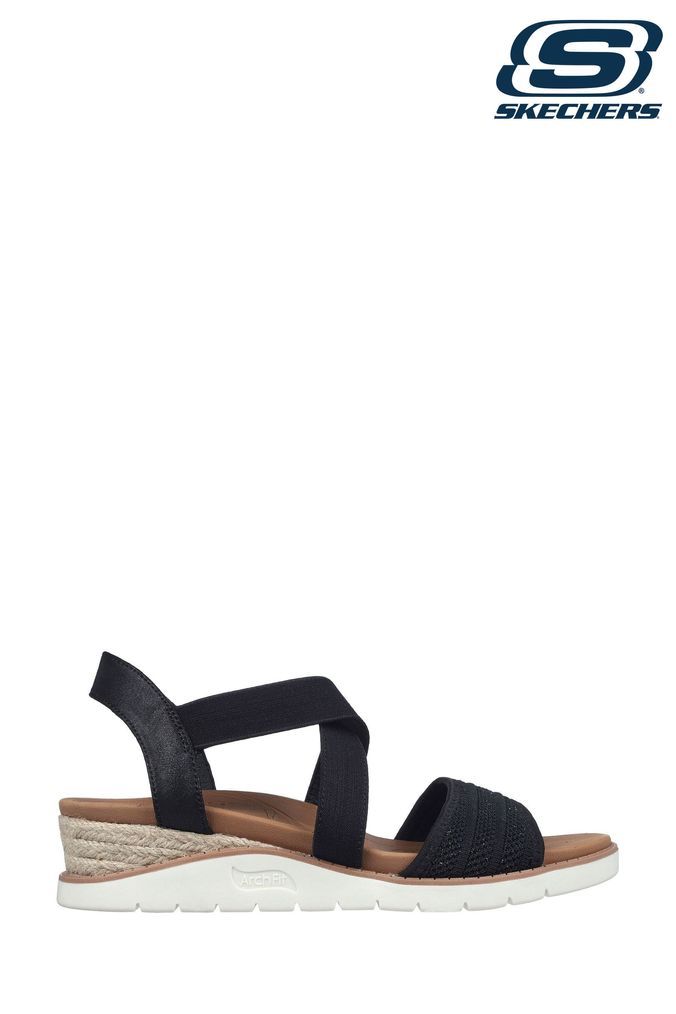 Skecher sandals store uk