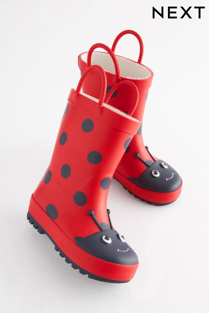 Girls shop red wellies