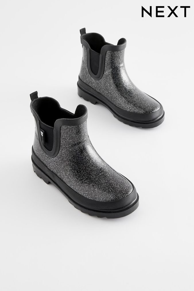 Girls new arrivals black wellies