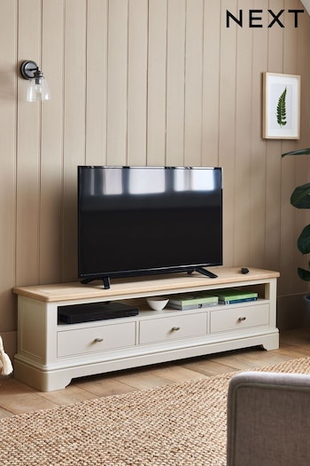 Chalk White Hampton Painted Oak Superwide TV Stand (D25925) | £675