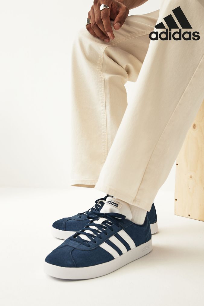 Navy trainer deals pumps