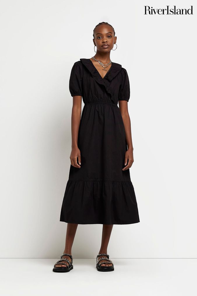 River island hotsell black pleated dress