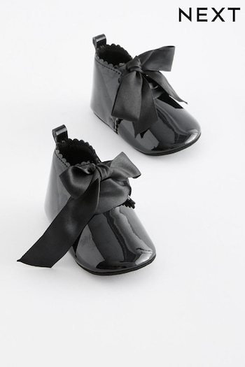 Black Patent Lace Up Baby Boots (0-18mths) (D34681) | £10