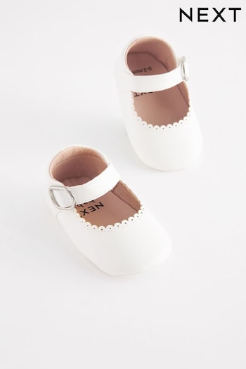 White Mary Jane Baby Shoes (0-24mths) (D34844) | £10