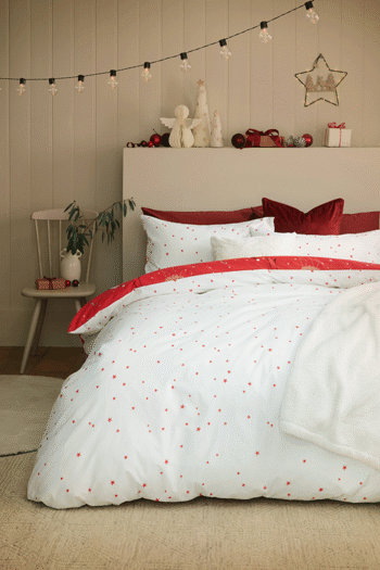 Red Festive Christmas Duvet Cover and Pillowcase Set (D42836) | £12 - £30