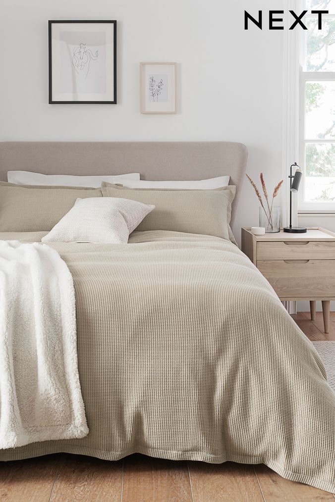 Calvin klein bedding sale clearance uk 2025