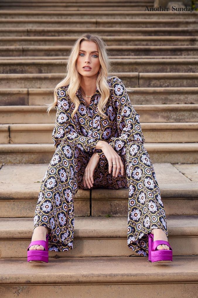 Buy Women s Curve Floral Trousers Online Next UK