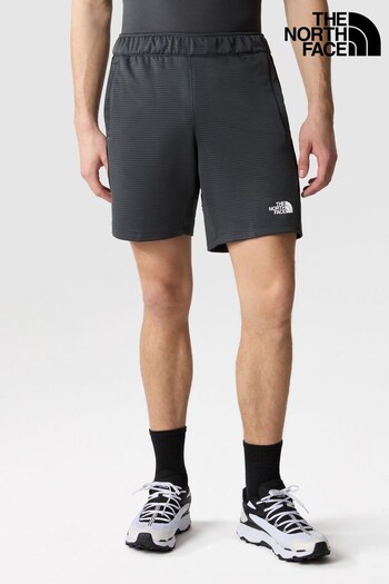 nike nsw essential futura leggings MA Fleece Shorts (D58433) | £60