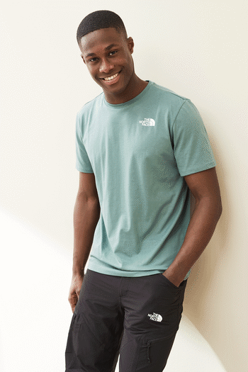 The North Face Foundation Back Graphic T-Shirt (D58588) | £35